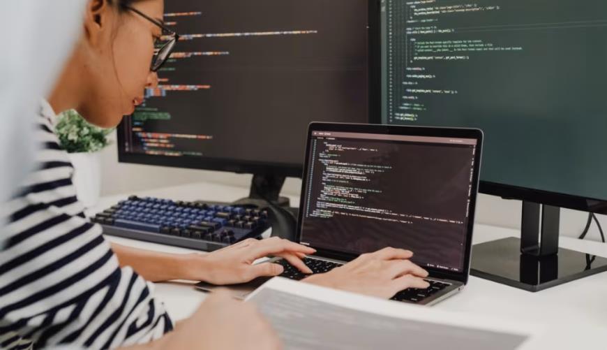徐汇区小程序定制开发构建实时互动新生态：WebRTC+即时通讯双引擎驱动